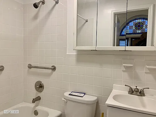 Rented by Citi Habitats | media 15