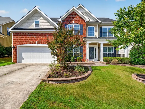 122 Windrush Ln, Durham, NC 27703
