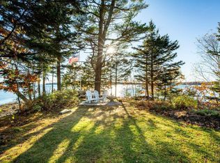 1284 Back Cove Rd, Waldoboro, ME 04572