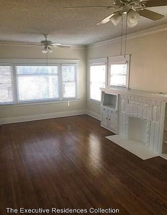 3rd image of 619 Cherry Ave
