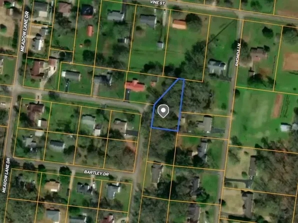 2 Brandi Dr, Savannah, TN 38372