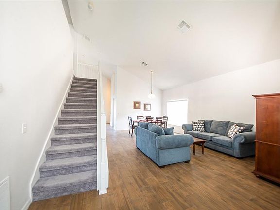 5th image of 7973 Magnolia Bend Ct