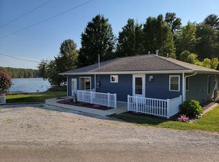 1 Erwin Dr, Neoga, IL 62447