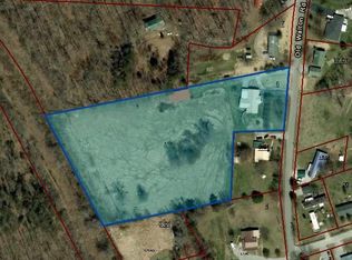 1697 Old Walton Rd, Monterey, TN 38574