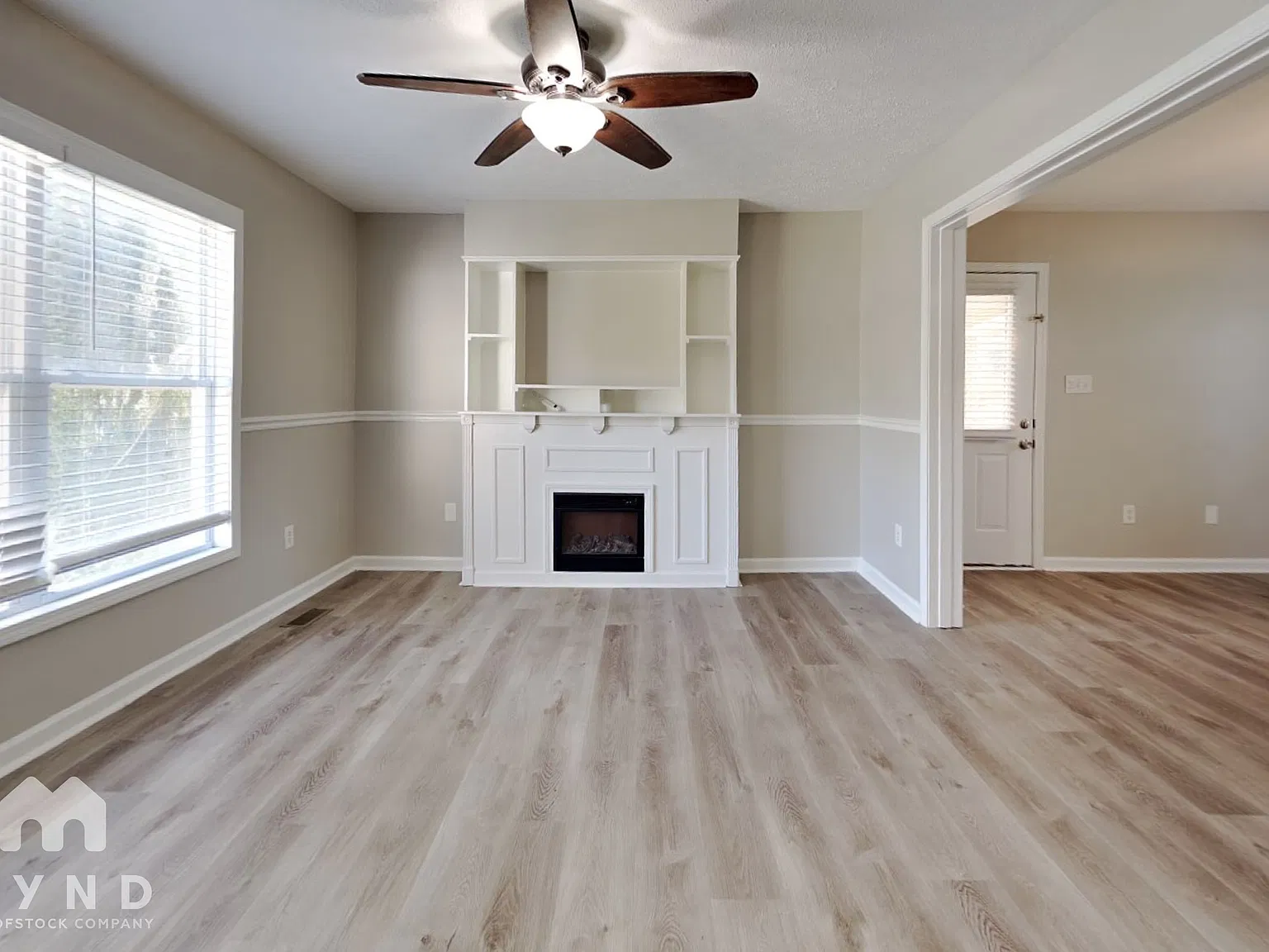 3 bed, 2.0 bath, 1191 sqft, $1,795 — Photo 2