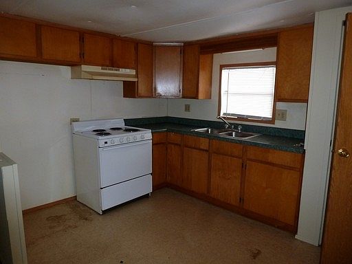 2nd image of 51 Reed Dr Lot 5