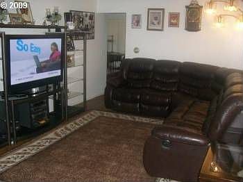2nd image of 2030 SE 141st Ave
