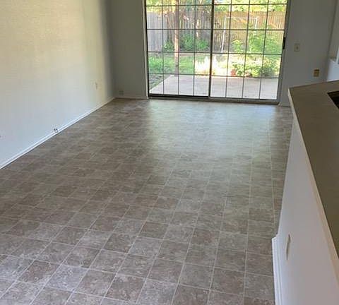 2nd image of 6876 Moss Ln