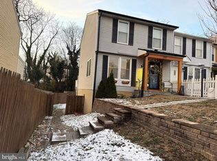 2120 S Lowell St, Arlington, VA 22204