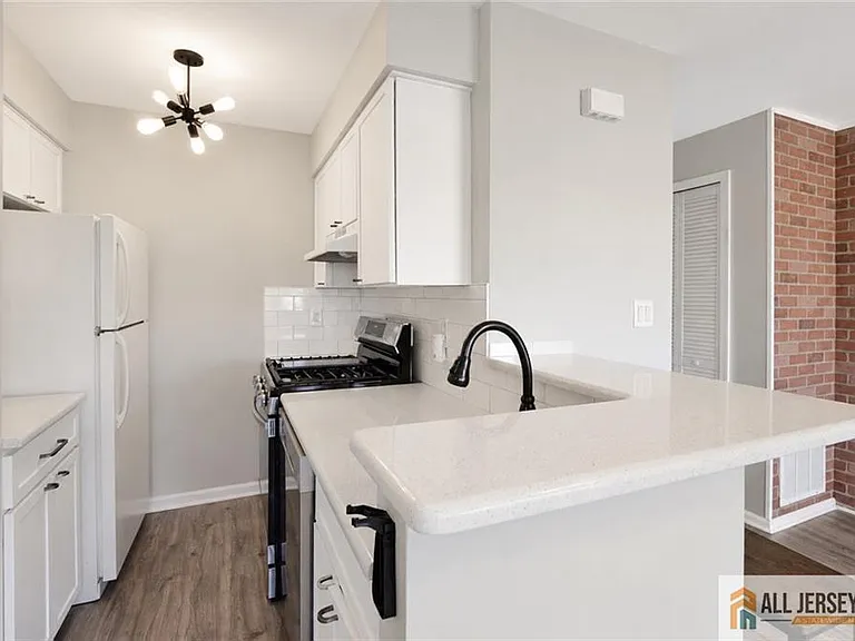 17 Lear Ct — Photo 7