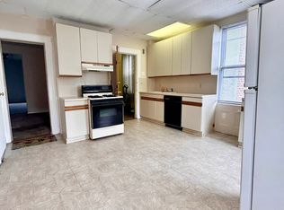 14-12 30th Dr #1, Astoria, NY 11102