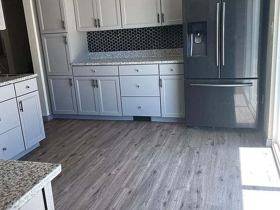 2nd image of 5521 Sabrosa Dr NE