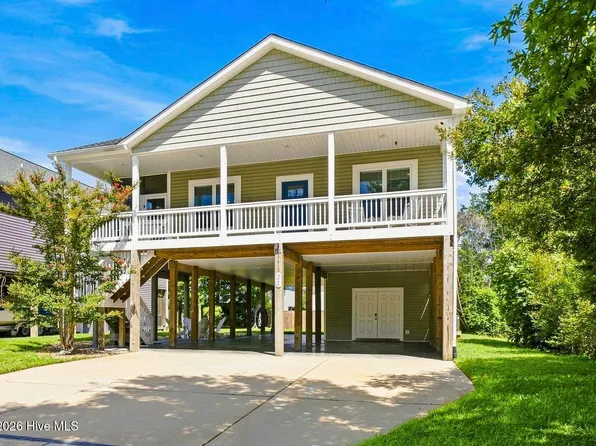326 NE 56th Street, Oak Island, NC 28465