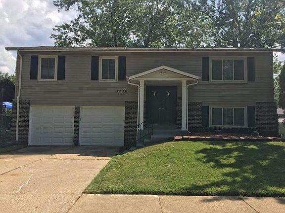 2nd image of 2370 Kingsford Dr