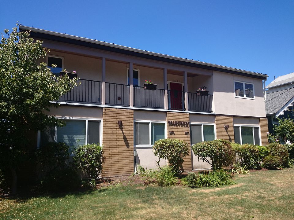 1st image of 2209 Yale Ave E APT 201