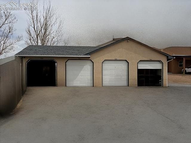 1st image of 743 E Laporte Dr #745
