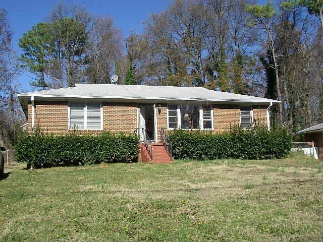 1st image of 545 Kennesaw Dr SE