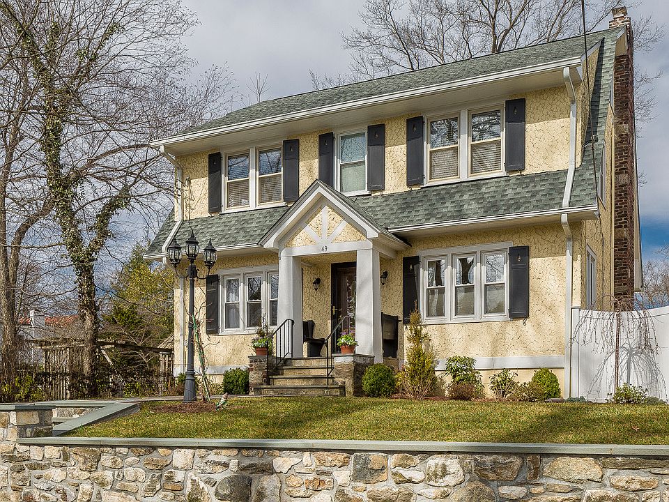 1st image of 49 Palmer Ave