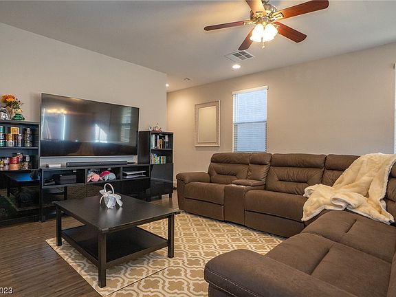 4th image of 8935 Midnight Garden Ct