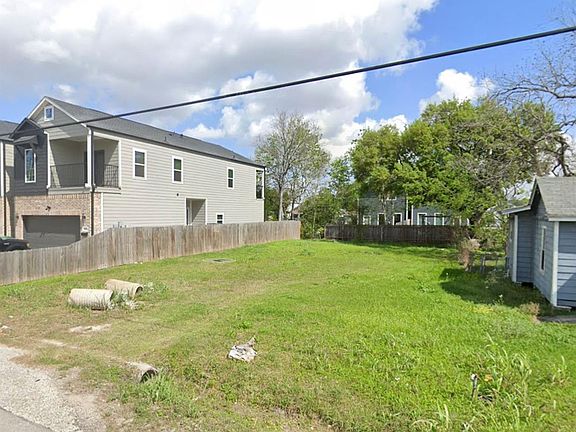 4th image of 4535 Stassen St
