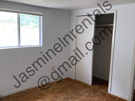 3rd image of 416 Jasmine Ln