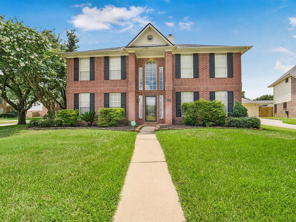 1st image of 310 Gatemere Ct