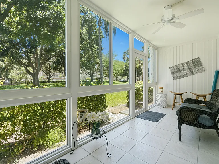 3002 Portofino Isle #D1 — Photo 10