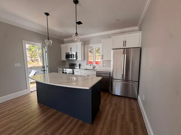 80 Court St #D, Mansfield, MA 02048