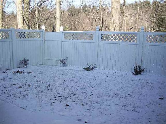 3rd image of 151 Tallow Wood Dr