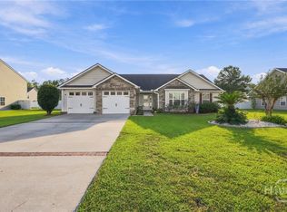 107 Caravelle Dr, Guyton, GA 31312