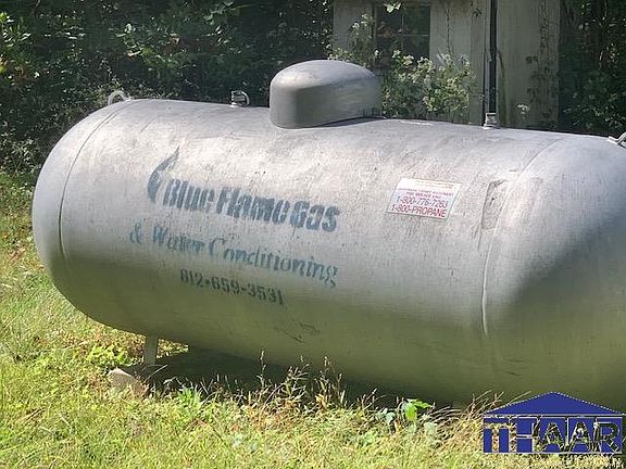 5th image of 8503 W 800 N