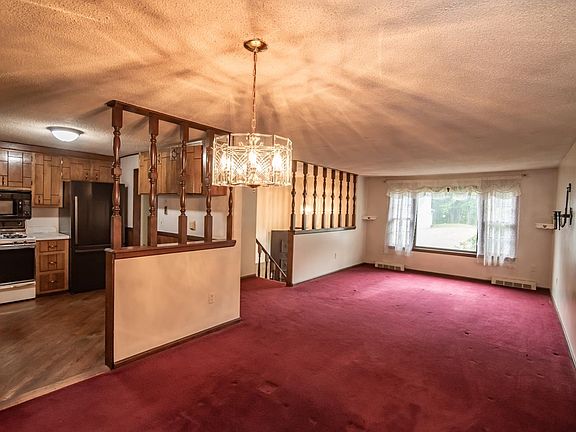 5th image of 8 Radcliffe Drive