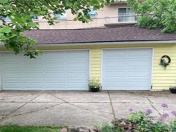 3rd image of 10306 Clifton Blvd