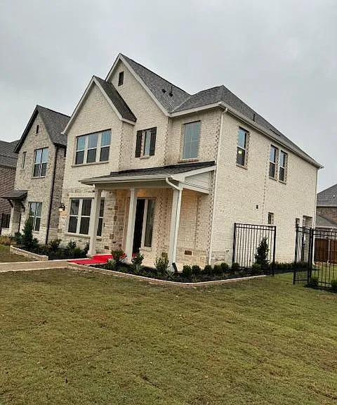 700 Prairie Falcon Dr — Photo 4