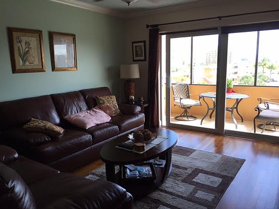 5th image of 3212 NE 12th St APT 404