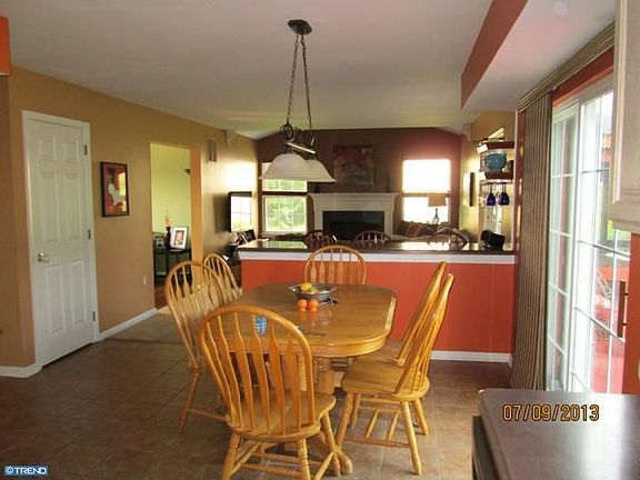4th image of 602 Breakwater Dr