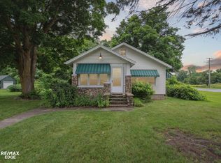 3446 Davison Rd, Lapeer, MI 48446