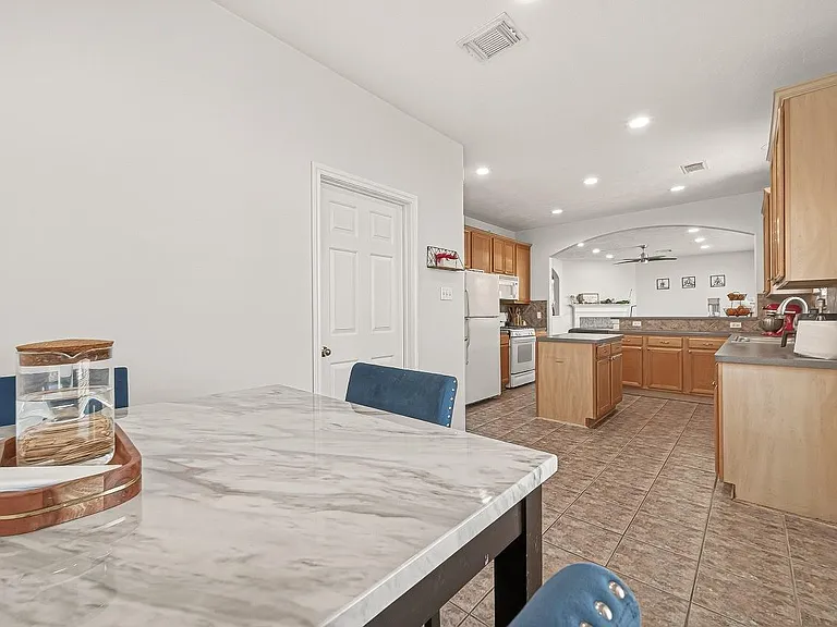 7023 Westford Park Ln — Photo 21