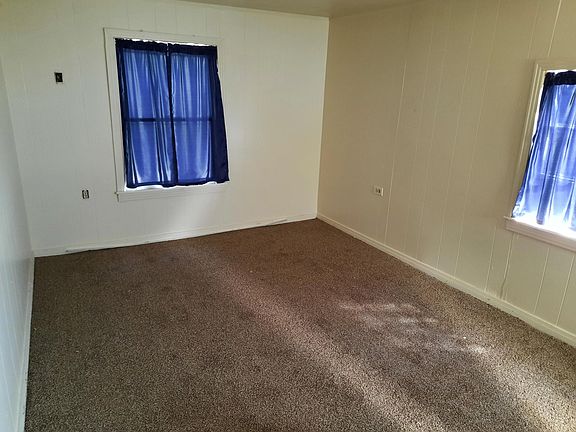 3rd image of 3703B Gorman Ave