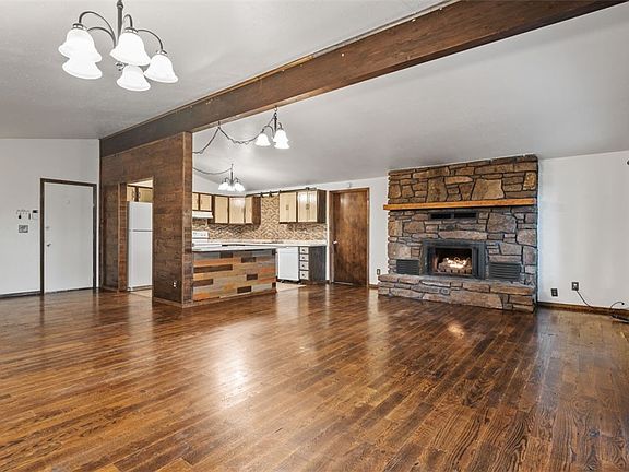 4th image of 6 Fyfield Cir