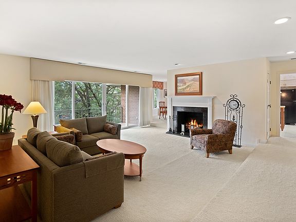 2nd image of 3 Oak Brook Club Dr APT D306