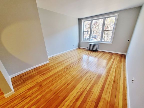 4th image of 30-24 49th St #Cc2