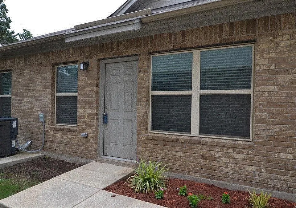 2304 S Lakeline Blvd #243