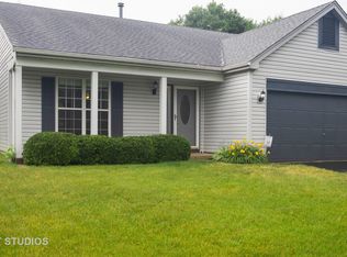 252 Fenimore Rd, Crystal Lake, IL 60014