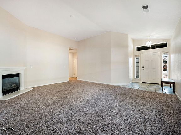 4th image of 288 Fallen Leaf Ln