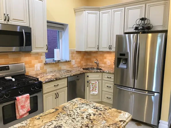 162-164 Edgar St, Weehawken, NJ 07086