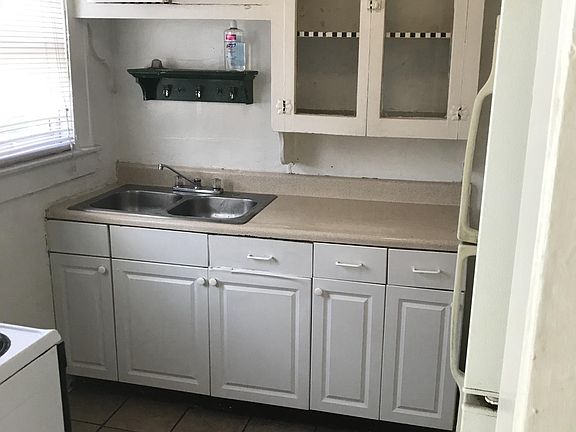 4th image of 1444 Naldo Ave APT 4