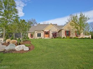 5671 Manchester Hills Dr SE, Grand Rapids, MI 49546