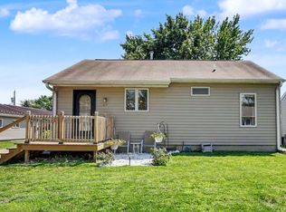 619 Middle Rd, Camanche, IA 52730