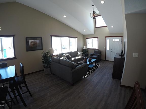 5th image of 1863 1st Ave SW #2
